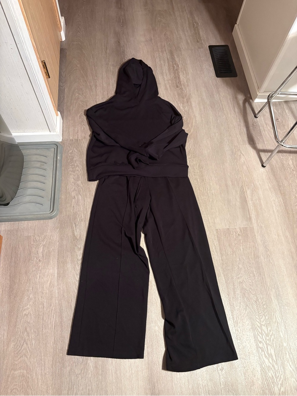 Everyday Wide-Leg Pants and  Hoodie Set - Black